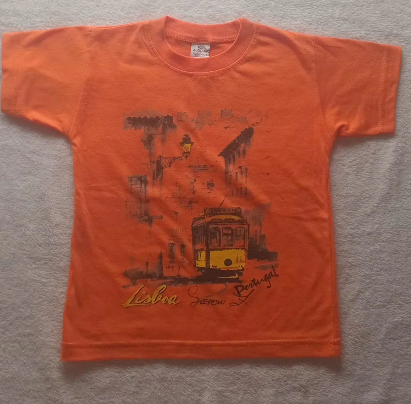 T-shirt Lisbonne •3 ans•100% coton•Fabrication Portugal 